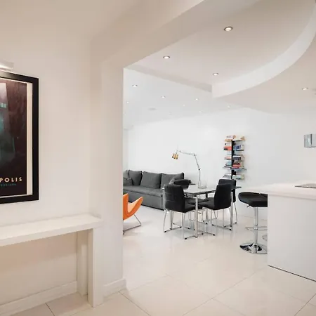 Bay Designer By Homely * Mellieħa