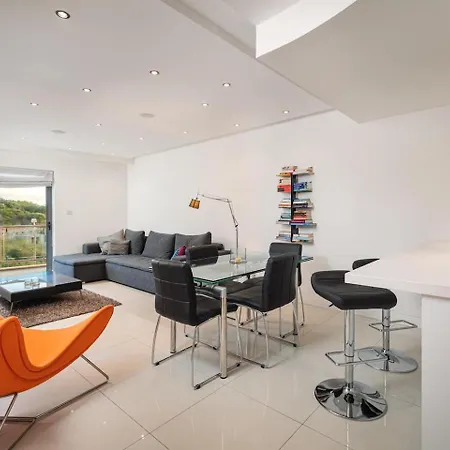 Bay Designer By Homely Hébergement de vacances Mellieħa