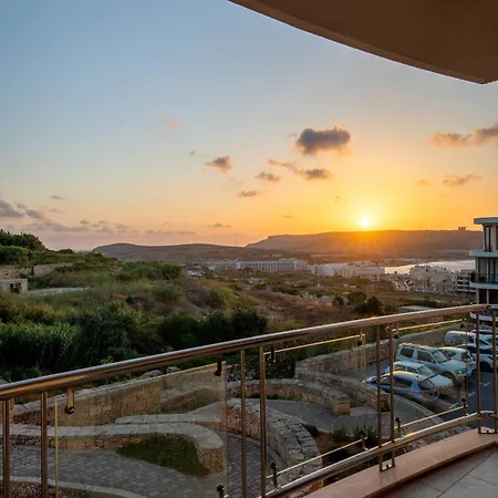 Bay Designer By Homely Mellieħa