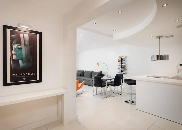 Bay Designer By Homely * Mellieħa