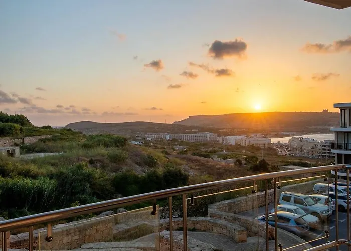 Bay Designer By Homely Mellieħa